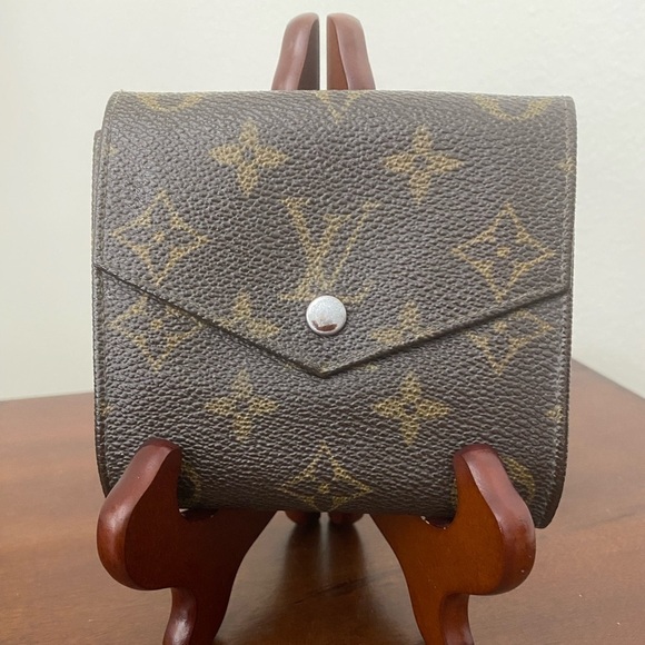 Louis Vuitton Vintage 1988 Monogram Elise Bifold Wallet on Chain - Picture 3 of 8